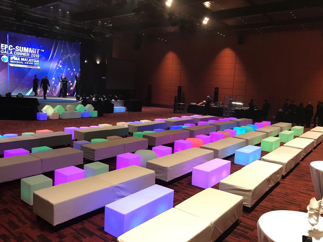 LED Bench
