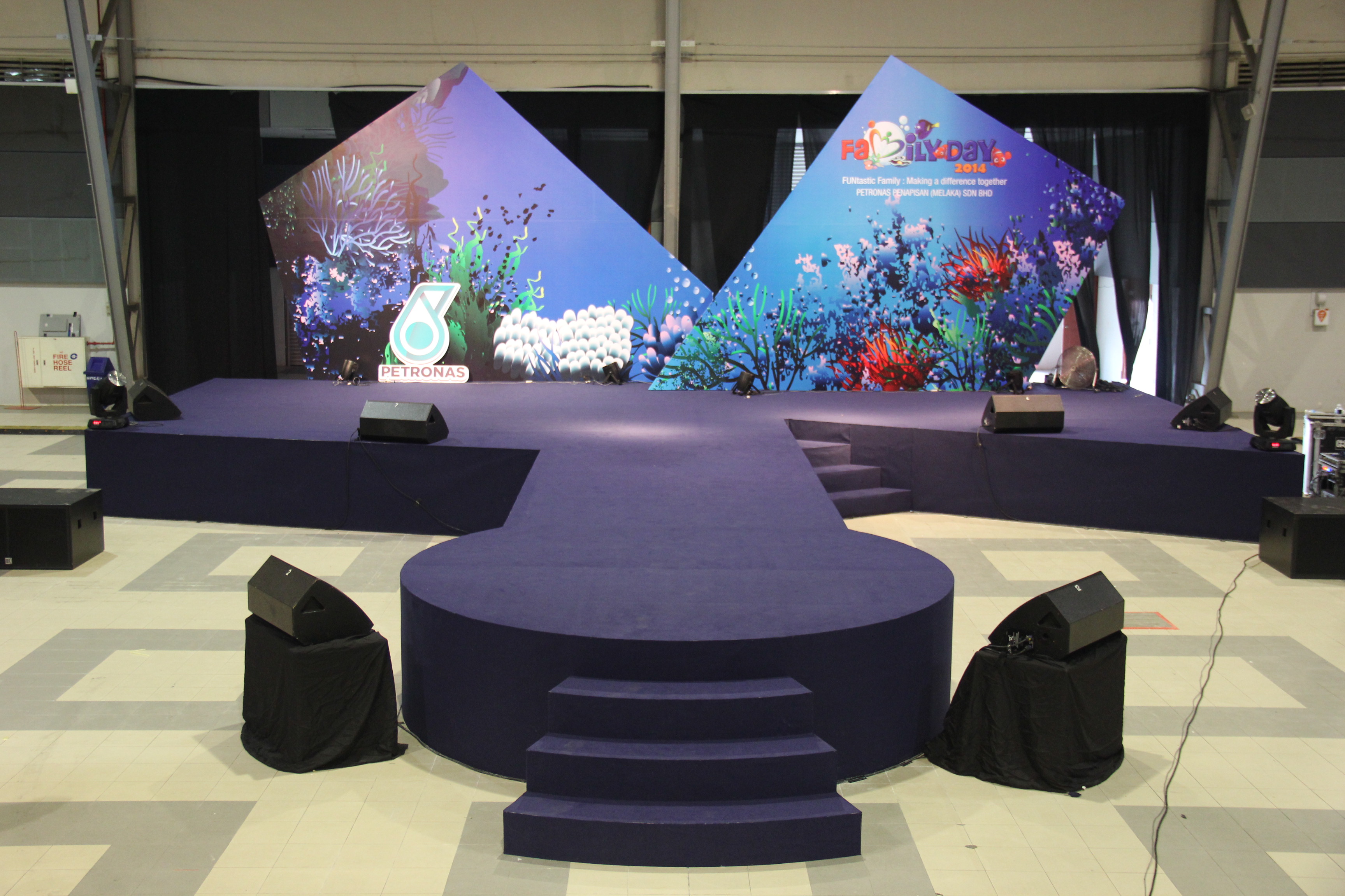Stage Customized