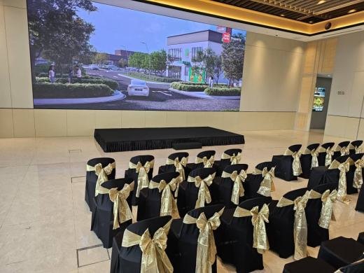 Elmina Sales Gallery event photo 3, 2025
