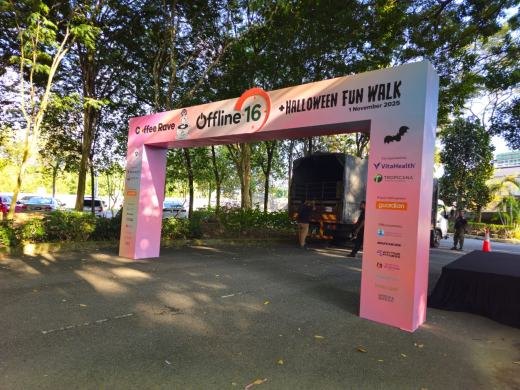 The Offline 16 Coffee Rave + Halloween Fun Walk event photo 4, 2025