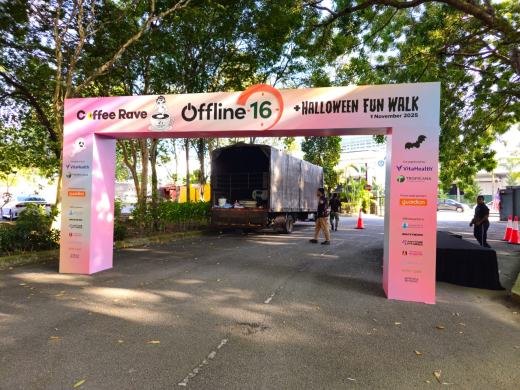 The Offline 16 Coffee Rave + Halloween Fun Walk event photo 6, 2025