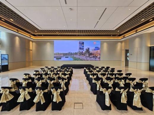 Elmina Sales Gallery event photo 2, 2025